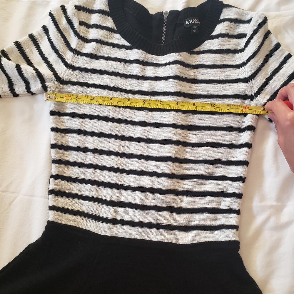Express dress - Picture 4 of 7